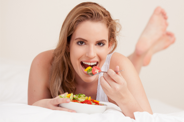 How to control oily skin through diet – Lava Art Cosmetic UK