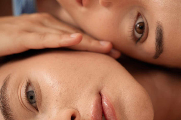 Soft Face vs. Snatched Face: Why Natural Beauty Is Back